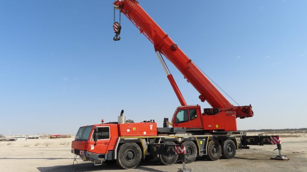 Tadano FAUN ATF220G-5 All Terrain Crane